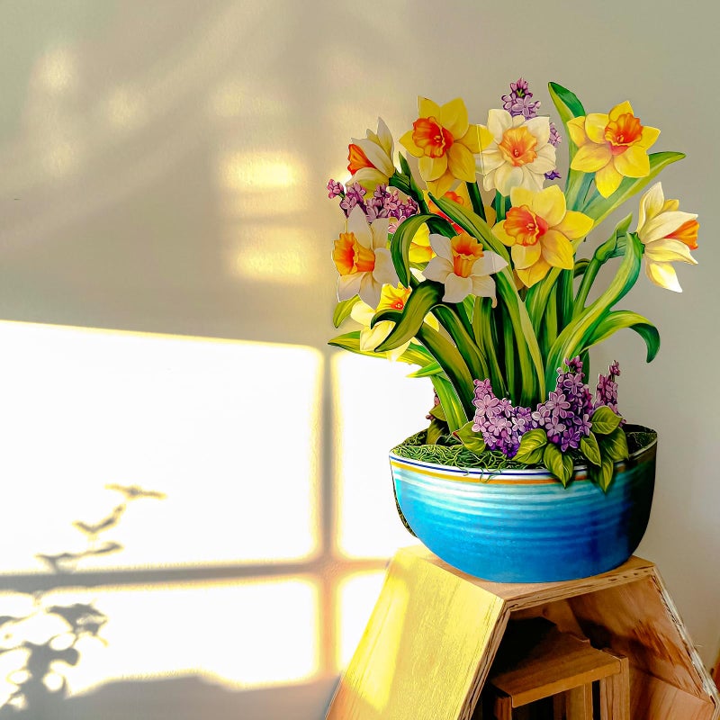 Airpark Faux English Daffodils Paper Flowers Bouquet Decor  Suitable for Home Decor Indoor Desk Table Decoration  Fake Flowers for Centerpiece Dining Table Bedroom Kitchen Party Decor Yellow - Image 3